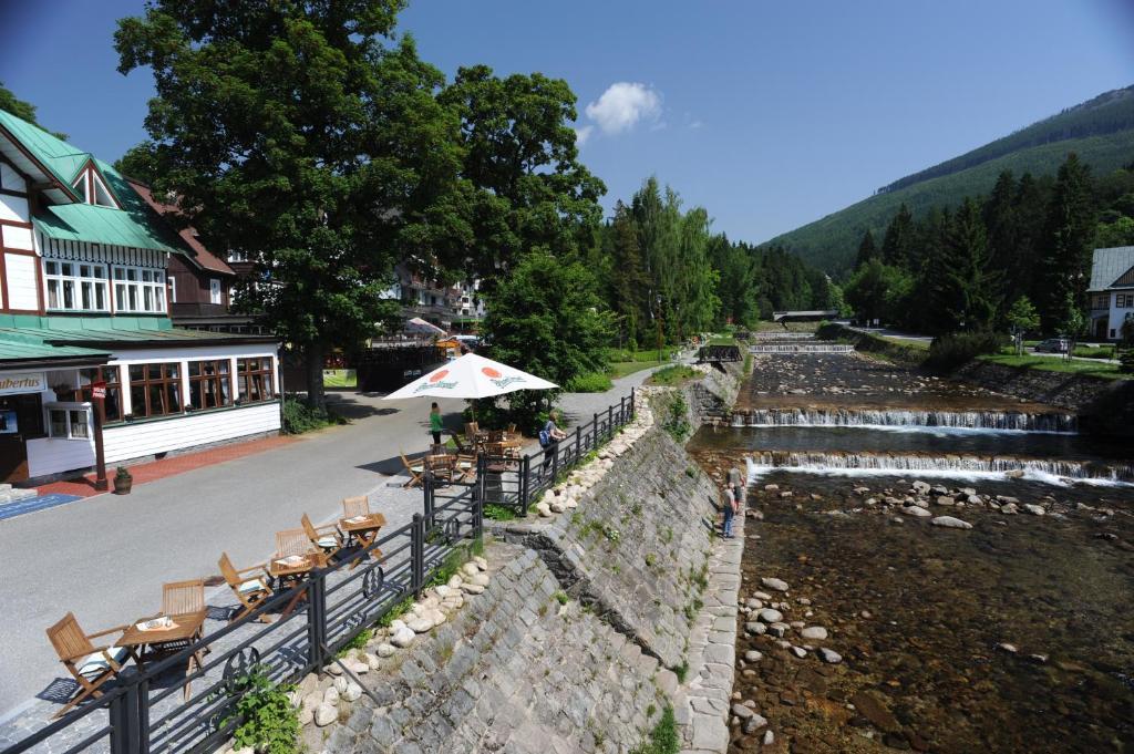Depandance Villa Hubertus Шпіндлерув-Млин Екстер'єр фото